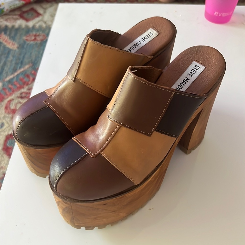 Steve Madden leather platforms